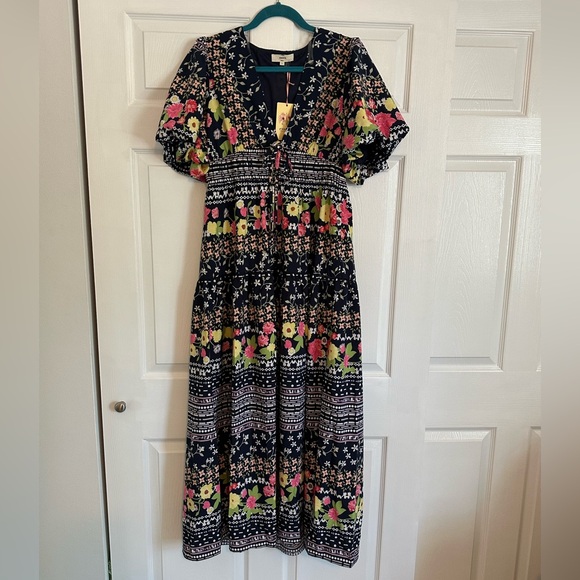 Entro Floral Maxi Dress - L & NWT - Picture 1 of 3